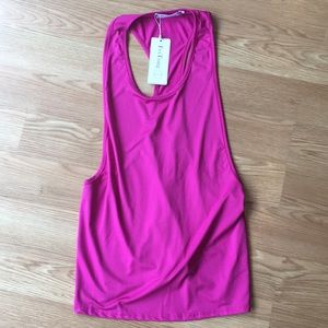 New FeiTong work out shirt